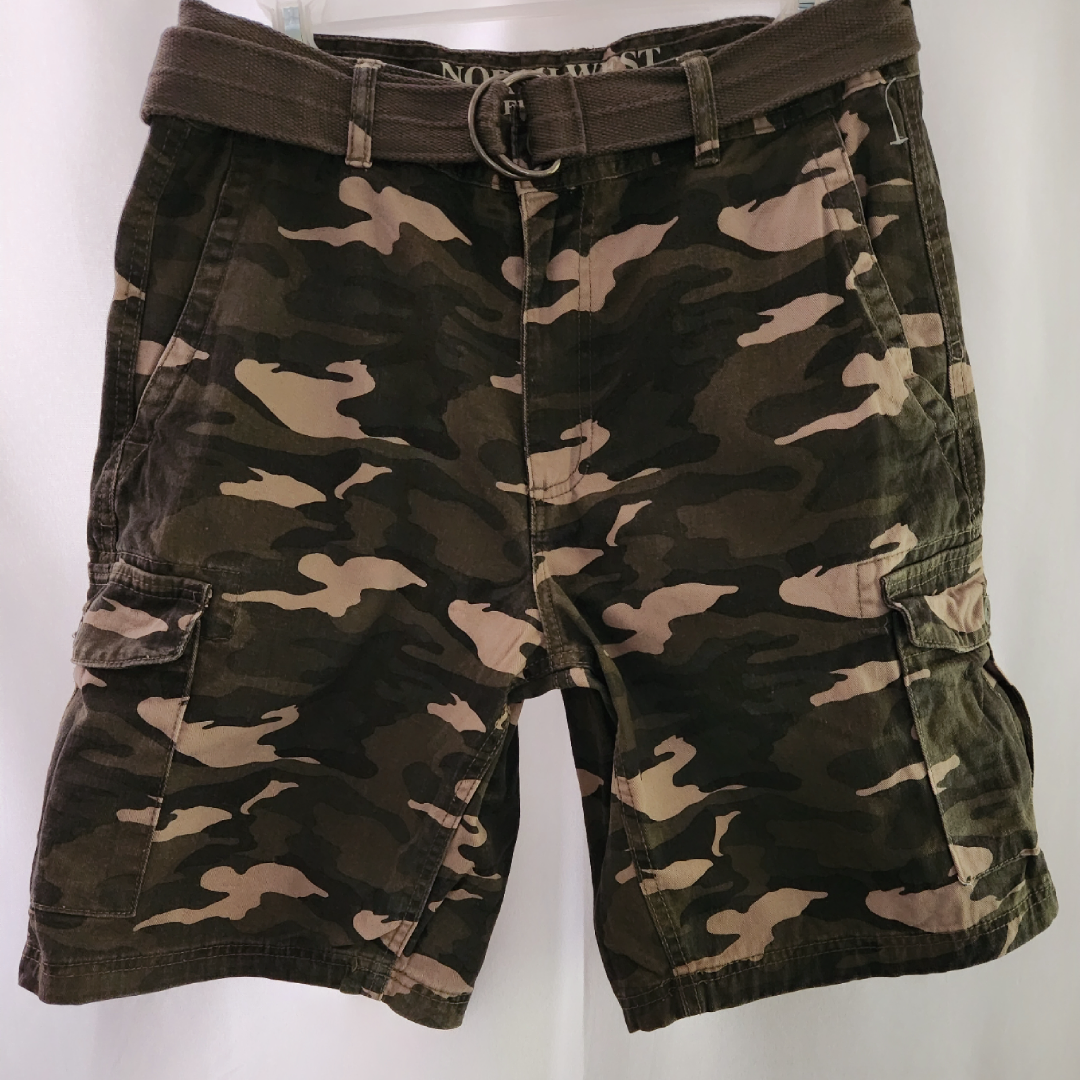 32 - Northwest Territory Camo shorts