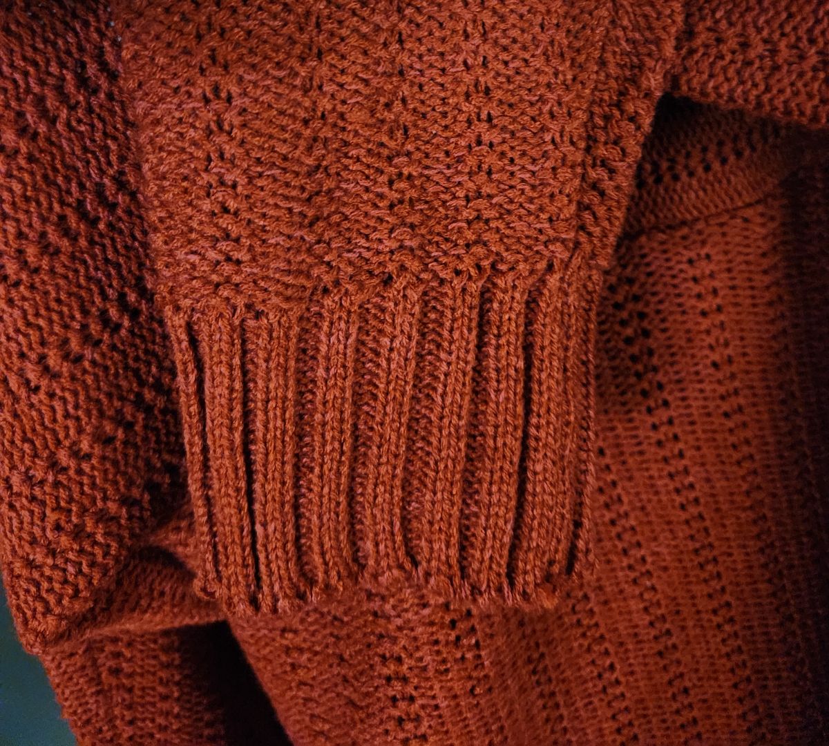 1X - Rust Sweater