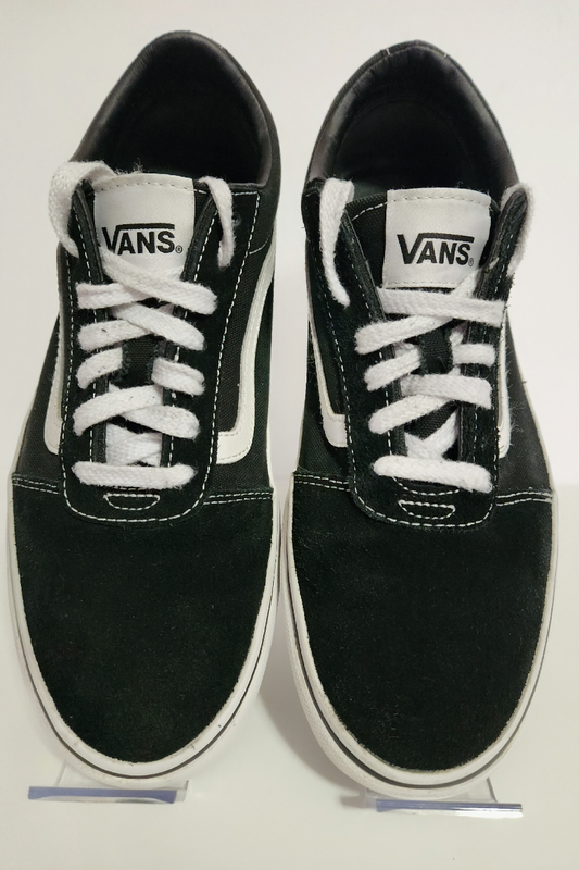 8.5 - Vans Shoes