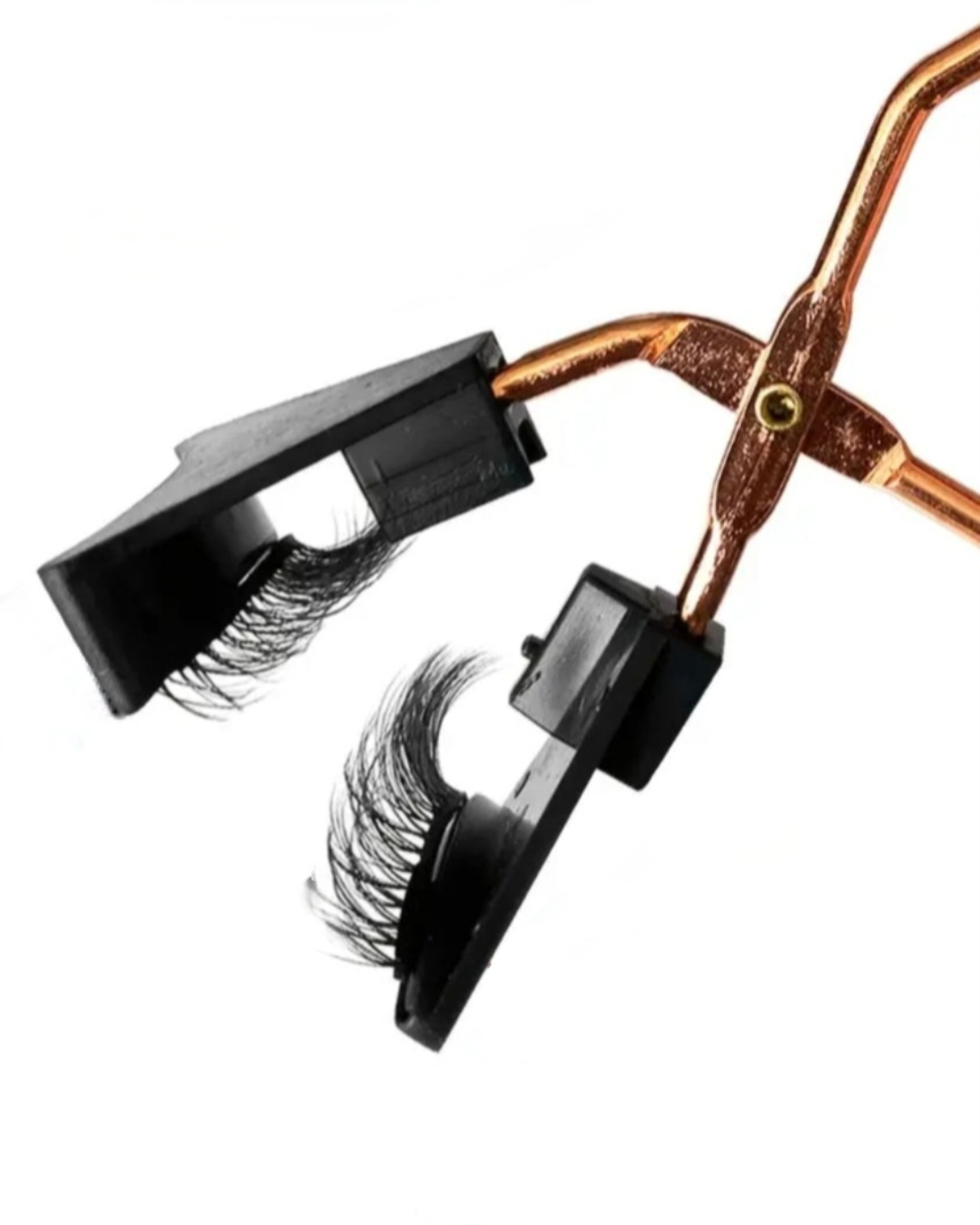 Magnetic eyelash clip