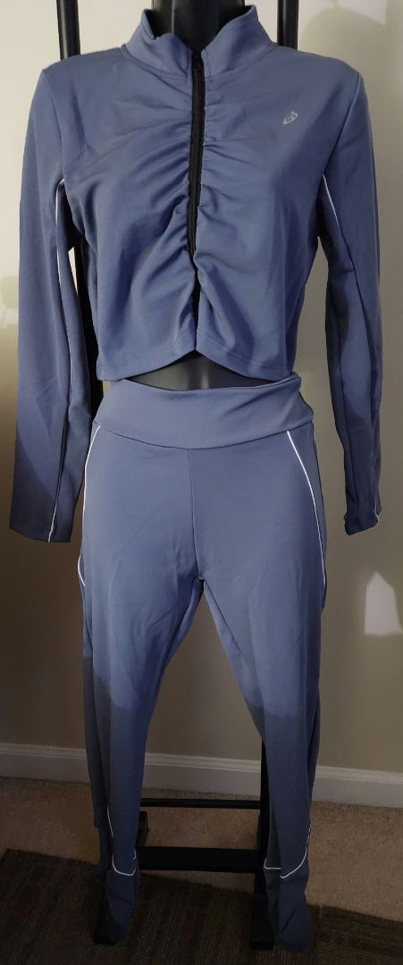 Activewear - Crop Top & Pants Sets