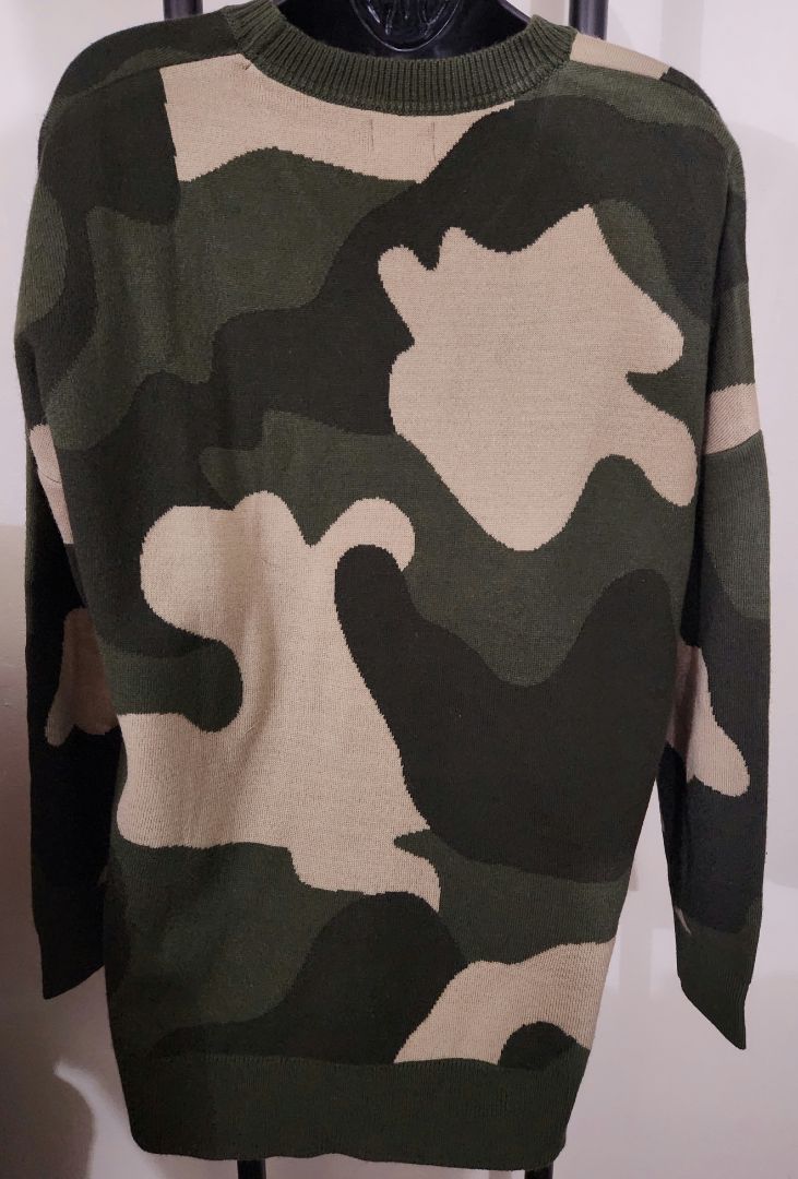 S - Camo Sweater