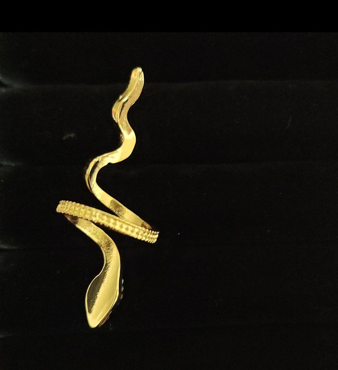 Wrap around snake ring