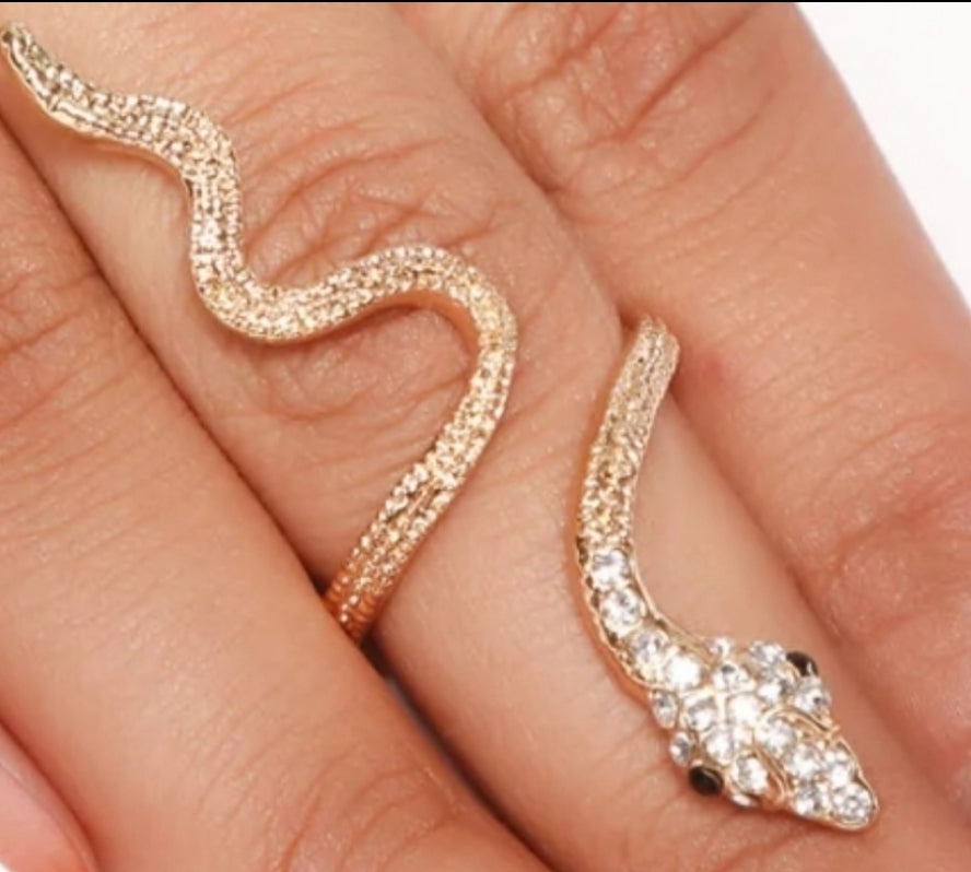 Wrap around snake ring